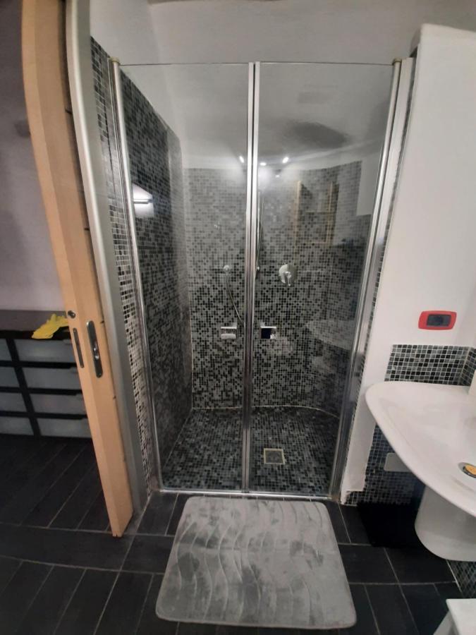 Roserosse Casa Vacanze サンレモ エクステリア 写真